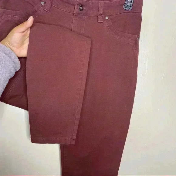 KUHL Women's Brooke Skinny Jeans Burgundy Pants Sz 10 - Picture 6 of 10